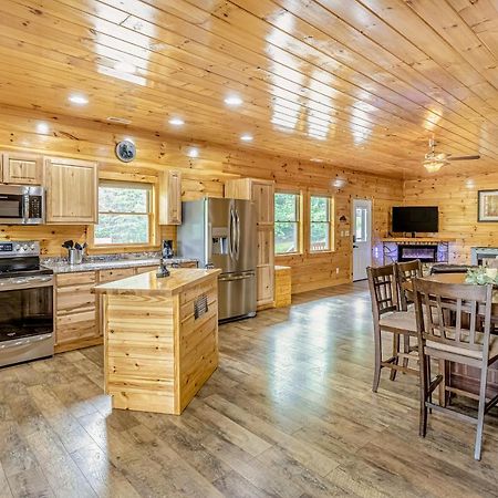 Hilltop Cabin Bryson City Eksteriør bilde