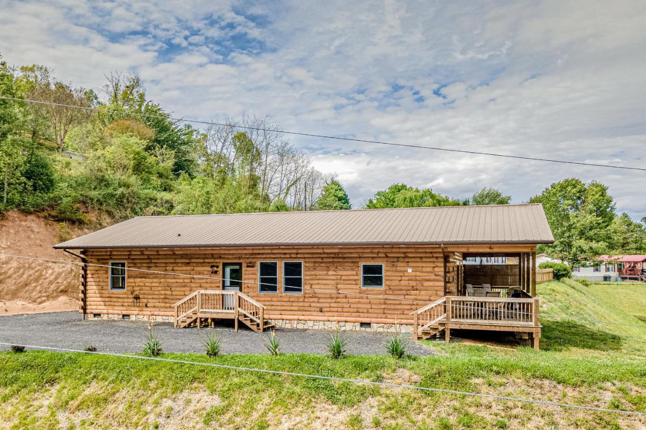 Hilltop Cabin Bryson City Eksteriør bilde