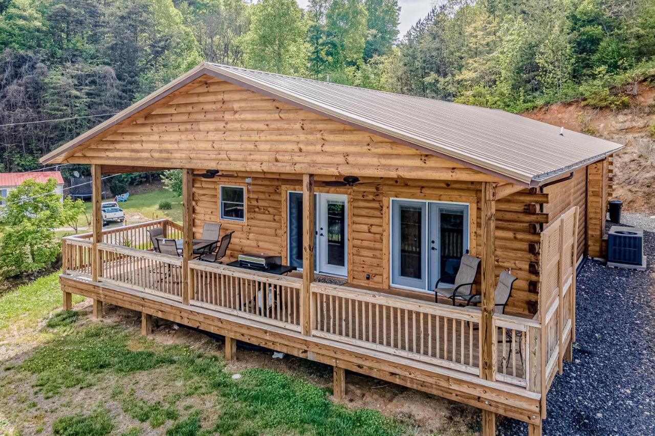 Hilltop Cabin Bryson City Eksteriør bilde