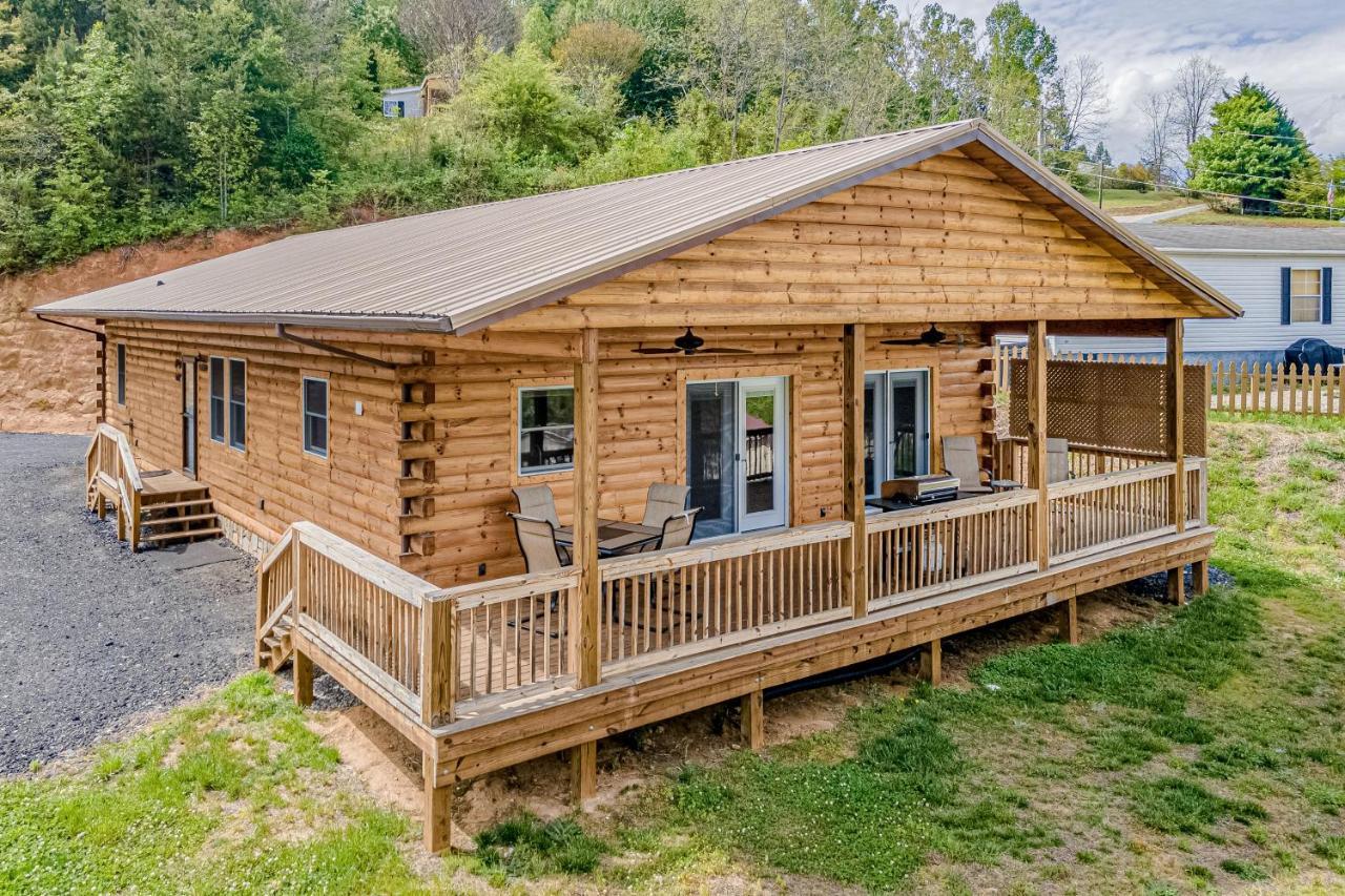 Hilltop Cabin Bryson City Eksteriør bilde